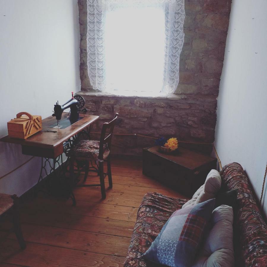 Sa domu de ziu Antoneddu Tuili Exterior foto