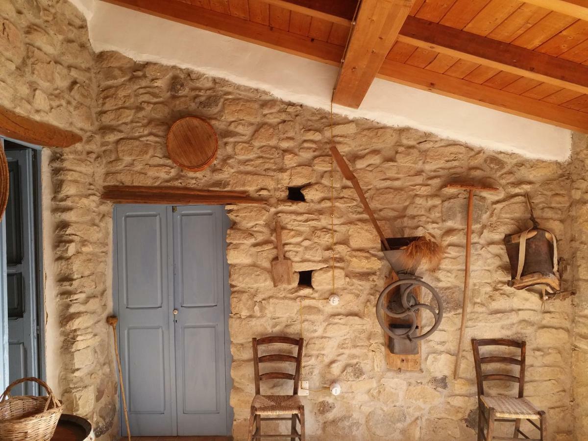 Sa domu de ziu Antoneddu Tuili Exterior foto